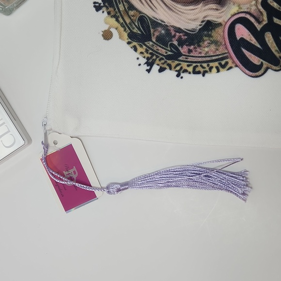 Eat your heart out, Barbie! Cosmetic bag, Make up, Pen case - Picture 3 of 3